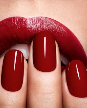 smalto-rosso-tendenze.jpg
